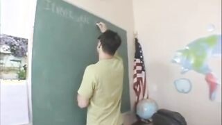Termetes tőgyes tanárnők