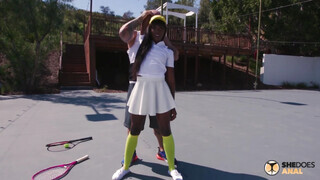 Ana Foxxx a repedtsarkú teniszes nőci