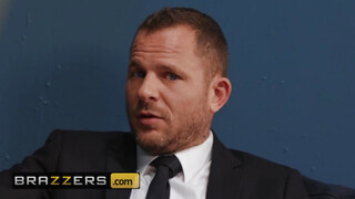 Brazzers - Alison Avery a gigászi mellű milf