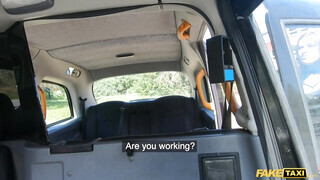 Fake Taxi - Sabien DeMonia a méretes keblű kéjhölgy