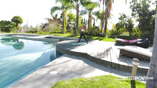 Its POV - Chloe Amour kedveli a termetes farkat
