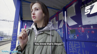 Public Agent - Tinédzser gádzsi pénzért kupakol