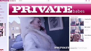Private.com - A óriási keblű Elizabetha Romanova rábukik a farokra