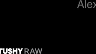 TUSHYRAW - cuki pici tinédzser hátsó lyukba megbaszva, de nagyon