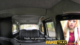 FakeTaxi - Csöcsös világos szőke segglyukba reszelve