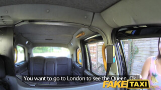 FakeTaxi - Latin Amerikai csajszi kúrel a taxissal