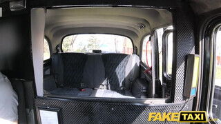 Fake Taxi  - ez a bige csak a kőkemény péniszt kedveli