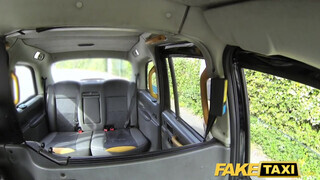 Fake Taxi - Eva Johnson imádja a gigantikus dákót