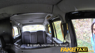 Fake Taxi - Roxxy Lea a méretes didkós brazil pipi
