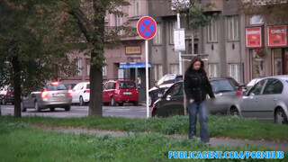 PublicAgent - Óriás keblű cseh gádzsi