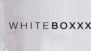 WhiteBoxxx - Eveline Dellai imádja análba csinálni