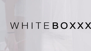 WhiteBoxxx - Kaisa Nord és Elena Vega orosz csajok és egy gigászi bőrös virsli