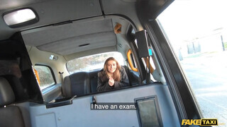 Fake Taxi - 18 éves csaj fenékbe tolva