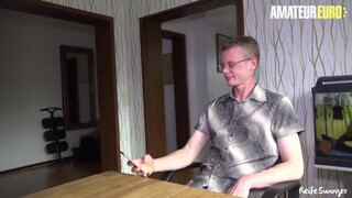REIFESWINGER - Német milf zsenge palival kupakol