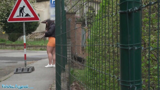 Public Agent - Csöcsös dél amerikai pipi felszedve
