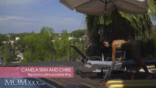 MOMXXX - Canela Skin a csinos latina milf