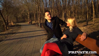 Private com - Zlata Shine a fullos méretes keblű milf