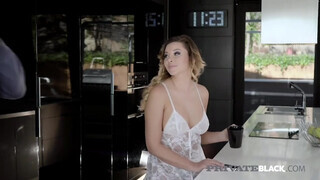 PrivateBlack - Anna Polina a gigászi csöcsű zsenge lány