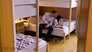 Lady Dee forró zsenge kalandja könyörtelen akcióval