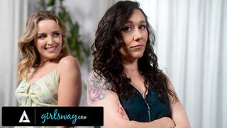 Feldühödött milf Sinn Sage félreérti a dögös szomszéd Charlie Forde vadító közeledéseit