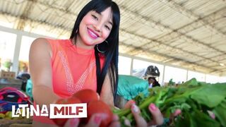 Sofia Galindo forró latina popókáját keményen megdugják lucskos nunában