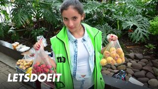 Argentin milf mary gomez arcára spriccel a forró dugás után