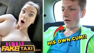 Lady Gang megőrül a hatalmas faszú zsenge pov szopásán a taxisban