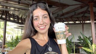 Tinédzser cidázás a starbucks mosdójában – arcára spriccelő dárda utána kávézás nyálkával középen