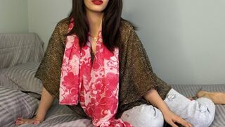 Vadító arab milf keményen megbassza a gigantikus ánuszát