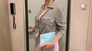 Vonzó tanárnéni megbassza a diákját - orosz amatőr párbeszéddel