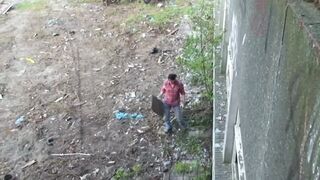 Krissy Kage néger hajjal durván dugva az elhagyott épületben